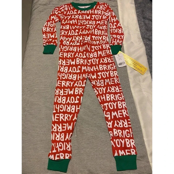 CHRISTMAS HAPPY JOY BRIGHT MERRY CARTERS 2 PIECE PAJAMA SET SIZE 4T NWT - Picture 1 of 7